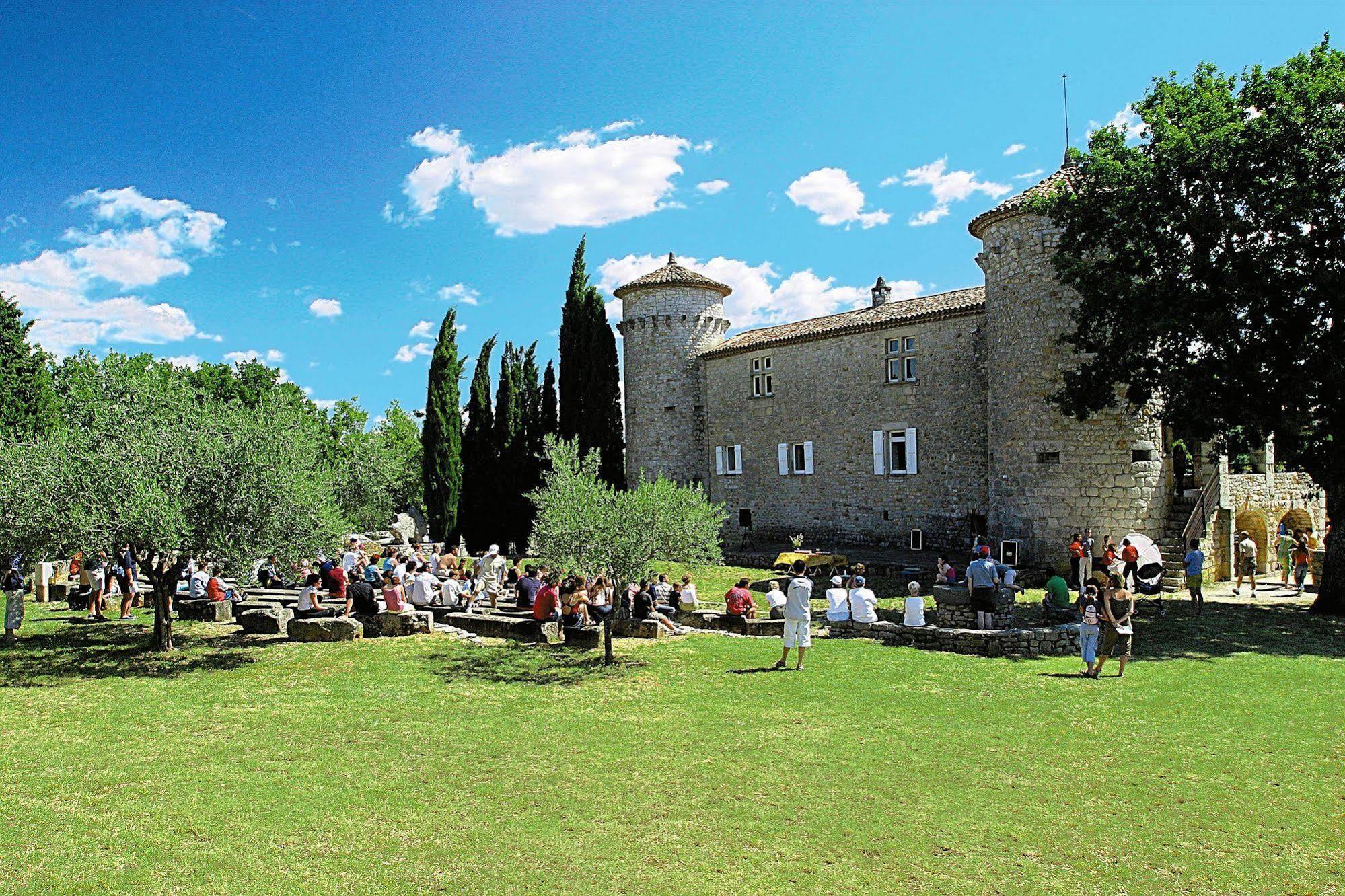 Bleues Lou Castel 3* Berrias-et-Casteljau